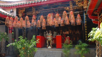 鳳山(shān)寺内的朝拜區(qū)